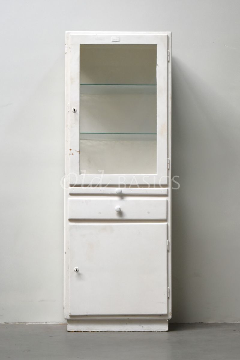 Detail van Dokterskast, wit, materiaal hout